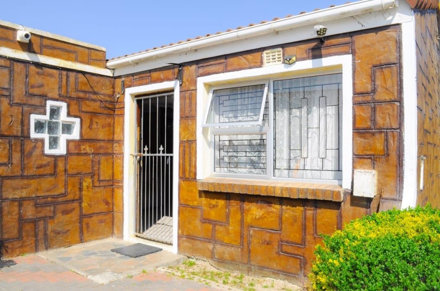 3 Bedroom Property for Sale in Hillcrest Heights Western Cape